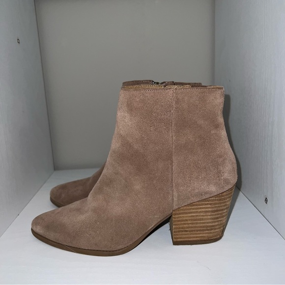 American Rag Shoes - American Rag Suede Tan Booties